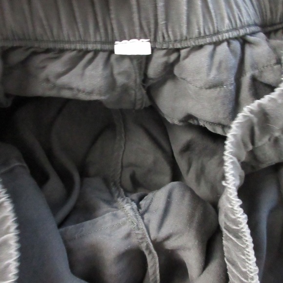 Lululemon Move Lightly Pant 25" Women 6 Green Cargo Jogger Travel Athleisure 218 - Picture 9 of 15